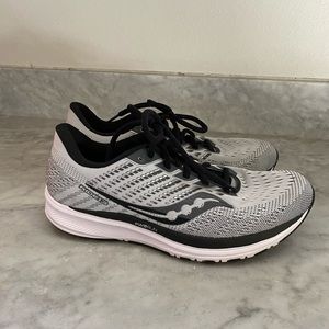 Saucony Men's Guide 13 Running Shoe